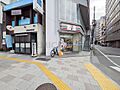 セブンイレブン...