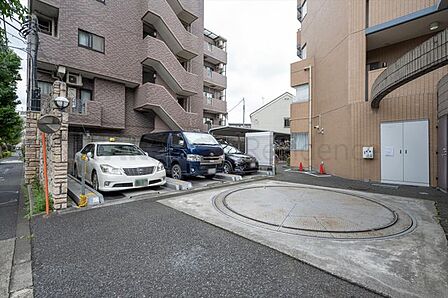 駐車場(月額16000~21000円)