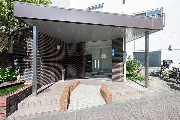 エントランスを拡大表示