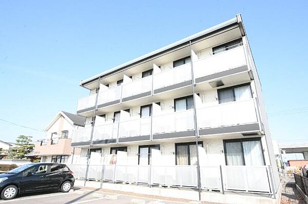 香川県高松市伏石町(賃貸アパート1K・3階・20.81㎡)の写真 その1