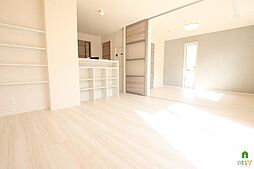 JR高徳線 屋島駅 徒歩24分の賃貸アパート 2階2LDKのリビング/ダイニング