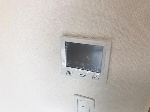 画像7:カメラ付インターホン