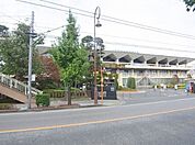 役所「川口市役所まで1102m」