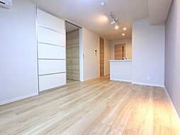 スカイヴィラ聖徳 3階1LDKのリビング/ダイニング