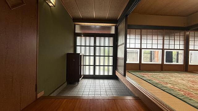玄関