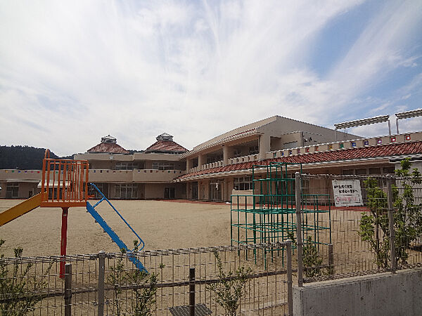 画像26:幼稚園、保育園「慈光松尾保育園まで999m」