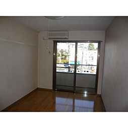 コンビニエントハイツマルヤマ 3階1Kのリビング/ダイニング