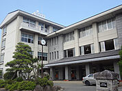 中学校「飯田市立緑ケ丘中学校まで1997m」