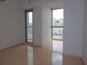 レジュールアッシュ谷町  ｜ 大阪府大阪市中央区谷町３丁目（賃貸マンション1K・3階・24.91㎡） その5