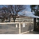 小学校「広島市立八木小学校まで690ｍ」