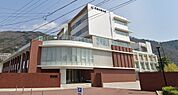大学1「私立広島文教大学まで2389ｍ」
