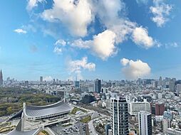 代々木公園の緑を感じながら、渋谷の街並みを望める圧巻の眺望
