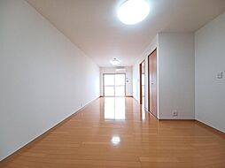 中滑川シティハイツ 4階1LDKのリビング/ダイニング