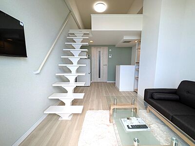 外観：リフォーム工事済みで室内大変綺麗です♪