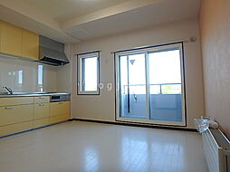 ウィスラー 303 3階1LDKのリビング/ダイニング