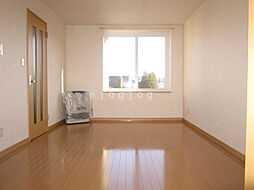 リバーサイド青葉I 201 2階1LDKのリビング/ダイニング