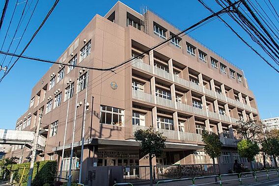 荒川区立諏訪台...