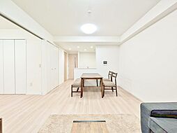 レーベンリヴァーレウィステージ 2SLDKのリビング/ダイニング