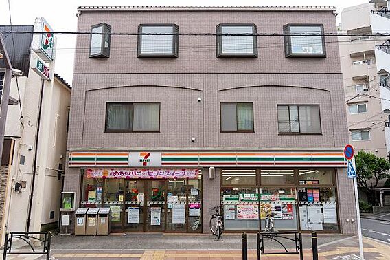 セブンイレブン...