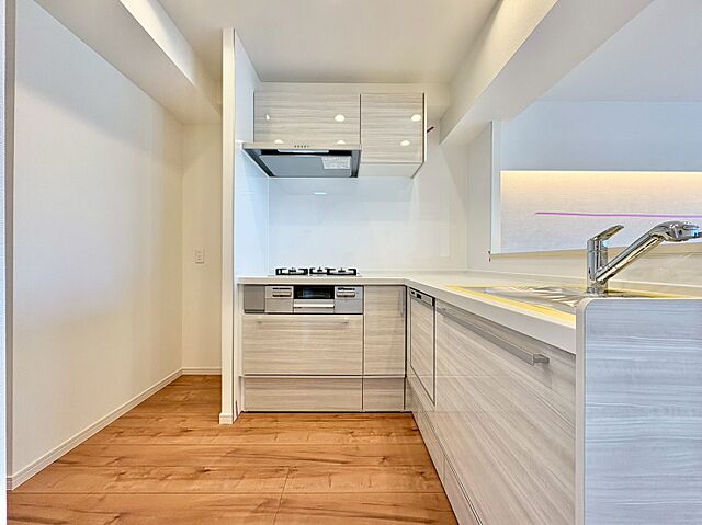 キッチン パレロワイヤル杉並 3階/-