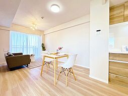 グーディッシュ谷塚 2LDKのリビング/ダイニング