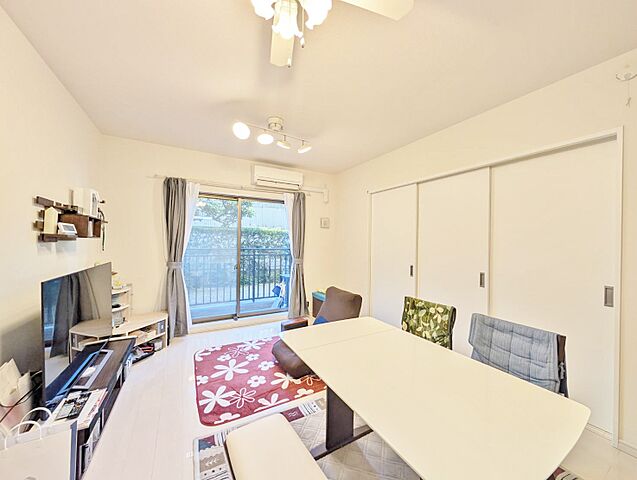 リビング/ダイニング 西日暮里パーク・ホームズ 1階/-