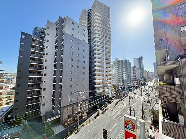 バルコニーを拡大表示