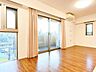リビング/ダイニング：豊かな居住性と、安心感を満たすクオリティが見事に調和した住空間。