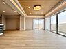 リビング/ダイニング：「空間が織り成すひとつ先の住み心地」を演出します。