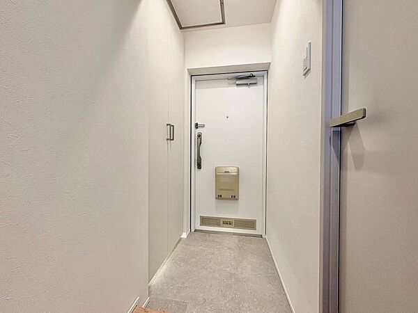 玄関を拡大表示