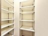 収納：暮らし心地を大きく左右する収納を、適材適所に配置し使い勝手を考慮しました。