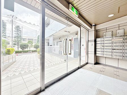 エントランスは、毎日の行き帰りで使う大事な空間です。