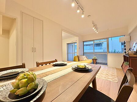 豊かな居住性と、安心感を満たすクオリティが見事に調和した住空間。