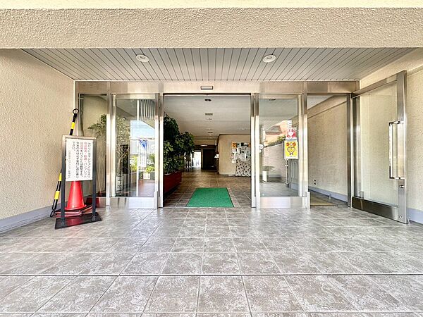 エントランス