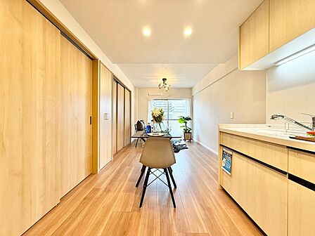 豊かな居住性と、安心感を満たすクオリティが見事に調和した住空間。