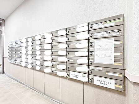 郵便物を受け取るための郵便受けも、きちんと管理されています。