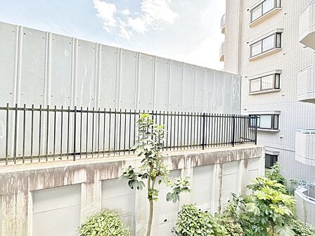 頬をなでる、優しい風を感じることが出来ます。