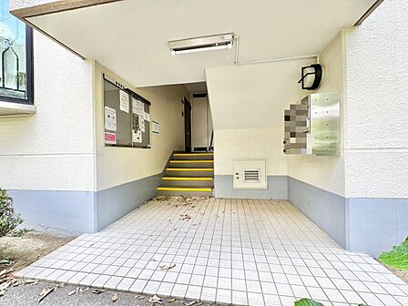 エントランスは、毎日の行き帰りで使う大事な空間です。
