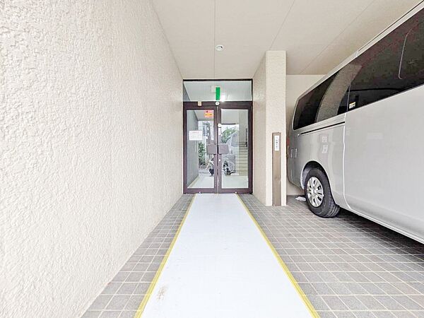 エントランス