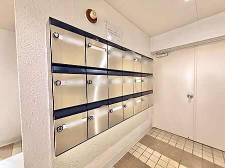 郵便物を受け取るための郵便受けも、きちんと管理されています。