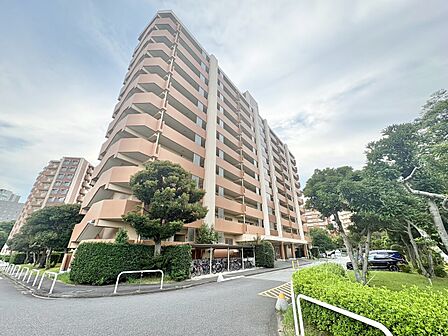 現地に足をお運びいただいた際には、周辺散策などをお勧めいたします。