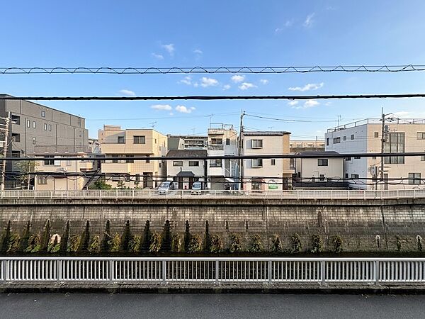 バルコニーを拡大表示