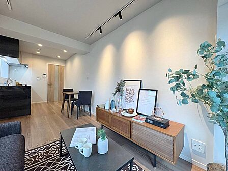 豊かな居住性と、安心感を満たすクオリティが見事に調和した住空間。