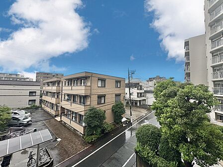頬をなでる、優しい風を感じることが出来ます。