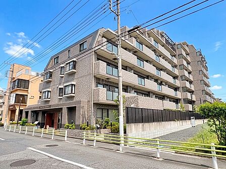現地に足をお運びいただいた際には、周辺散策などをお勧めいたします。