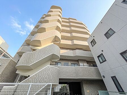 現地に足をお運びいただいた際には、周辺散策などをお勧めいたします。