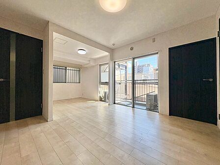 居心地の良い空気感は、暮らしのステージを彩り、心からのやすらぎと満足感を与えてくれます。