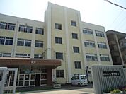 安室中学校まで800ｍ
