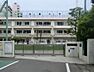 周辺：目黒区立下目黒小学校（450m）