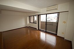 ライオンズマンション乃木坂 2階2LDKのリビング/ダイニング